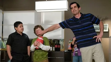 Modern Family - Season 1 All Episode Intro Air Date Per5Episode