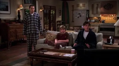 Two and a Half Men - Season 5 All Episode Intro Air Date Per8Episode