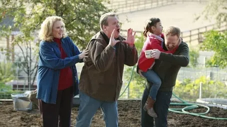 Modern Family - Season 5 All Episode Intro Air Date Per8Episode