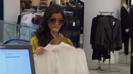 Keeping Up with the Kardashians - Season 3 All Episode Intro Air Date Per3Episode