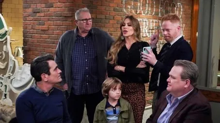 Modern Family - Season 11 All Episode Intro Air Date Per14Episode