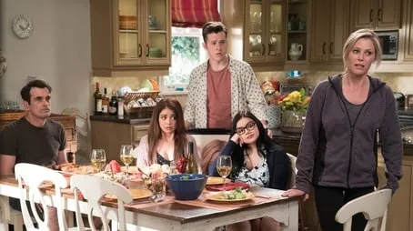 Modern Family - Season 9 All Episode Intro Air Date Per20Episode